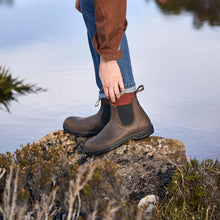 Load image into Gallery viewer, Blundstone 2340 Classic Brown