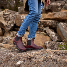 Load image into Gallery viewer, Blundstone Classics 2130
