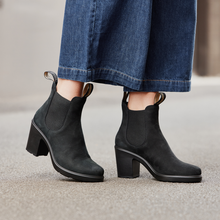 Load image into Gallery viewer, Blundstone 2460 Women&#39;s High Heel Black Nubuck
