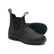 Load image into Gallery viewer, Blundstone 2610 Dark Brown Waxed Suede
