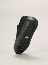 Load image into Gallery viewer, Arc'teryx Kragg Shoe Women's
