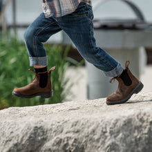 Load image into Gallery viewer, Blundstone 1468 Kids Antique Brown
