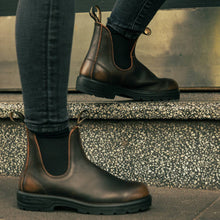 Load image into Gallery viewer, Blundstone 2440 Classic Vintage Brown
